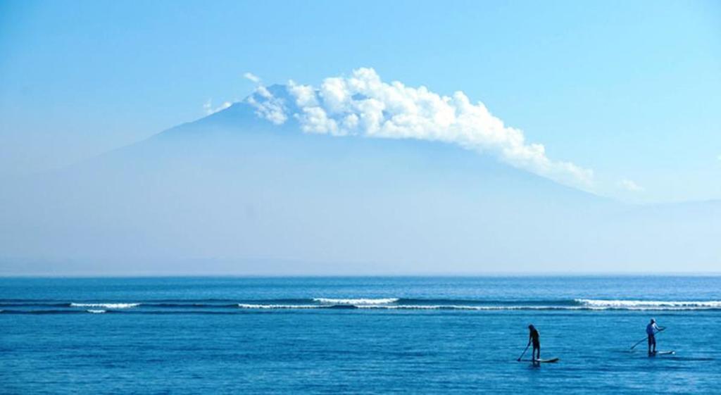 Tirta Ening Agung Hotel Sanur  Exterior photo